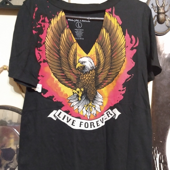 Live Forever Eagle Tee - Picture 3 of 6